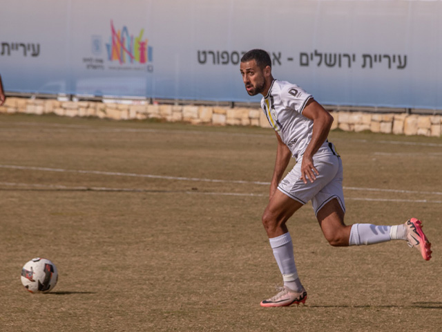 עדן בן מנשה (צילום: איתי דהן didea עיצוב ומיתוג)